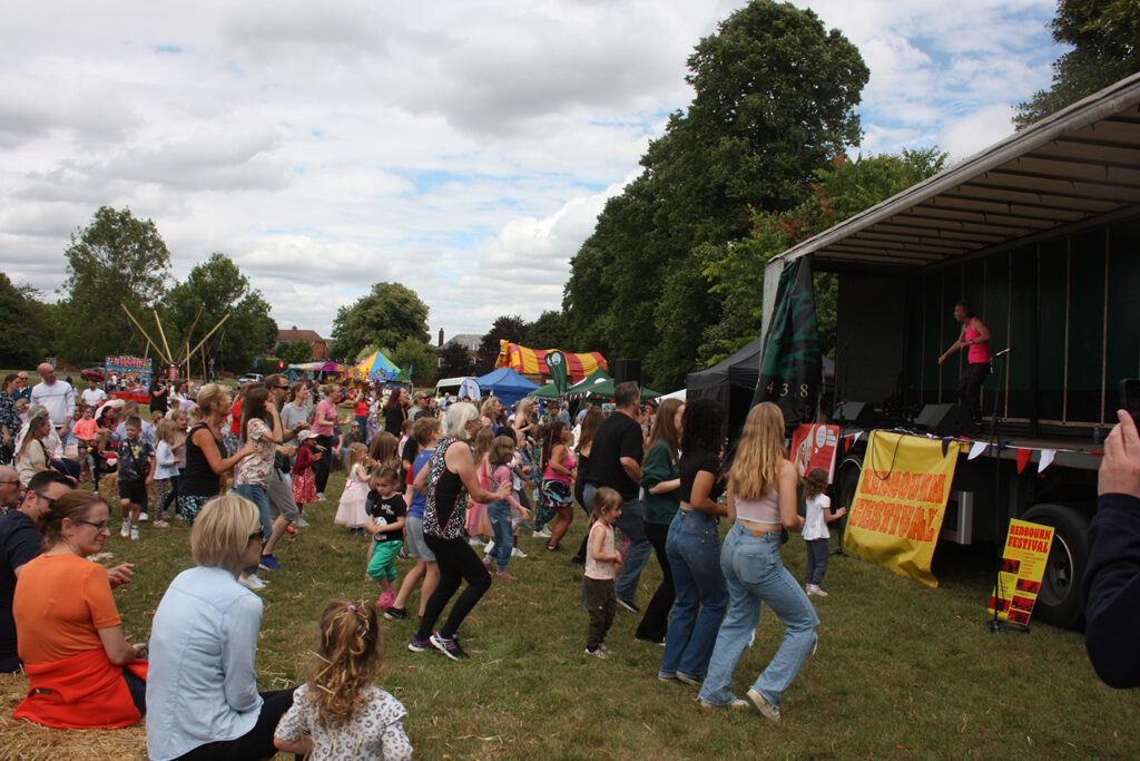 Rdbourn Festival Dance Warm Up